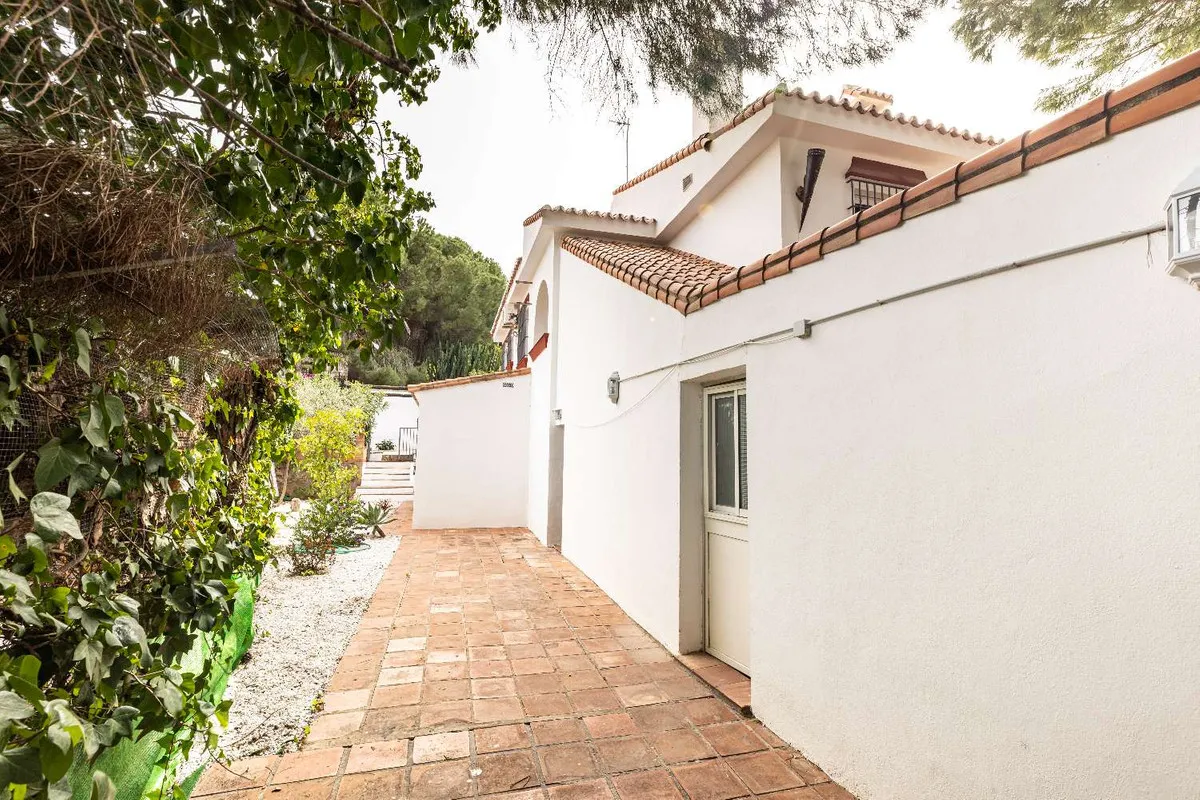 b400a907-af30-43ac-9309-d3c2d7422851