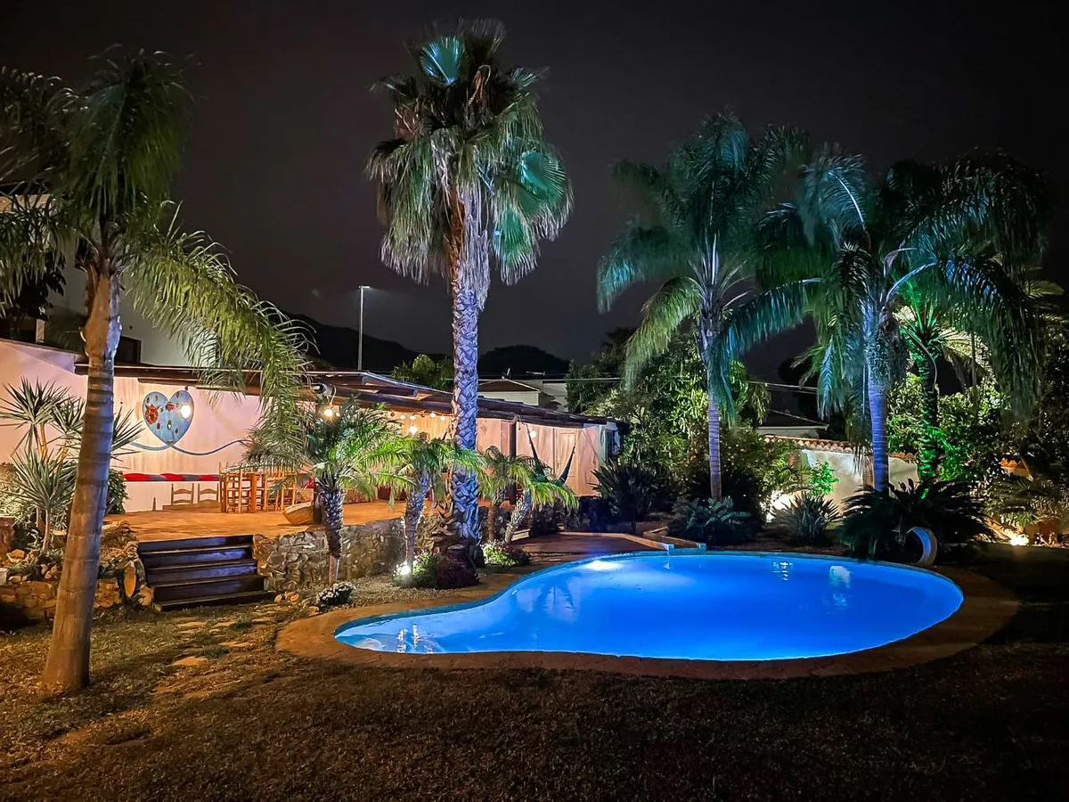 bfad2c11-30ff-459f-a9c6-e0a49ce17b01