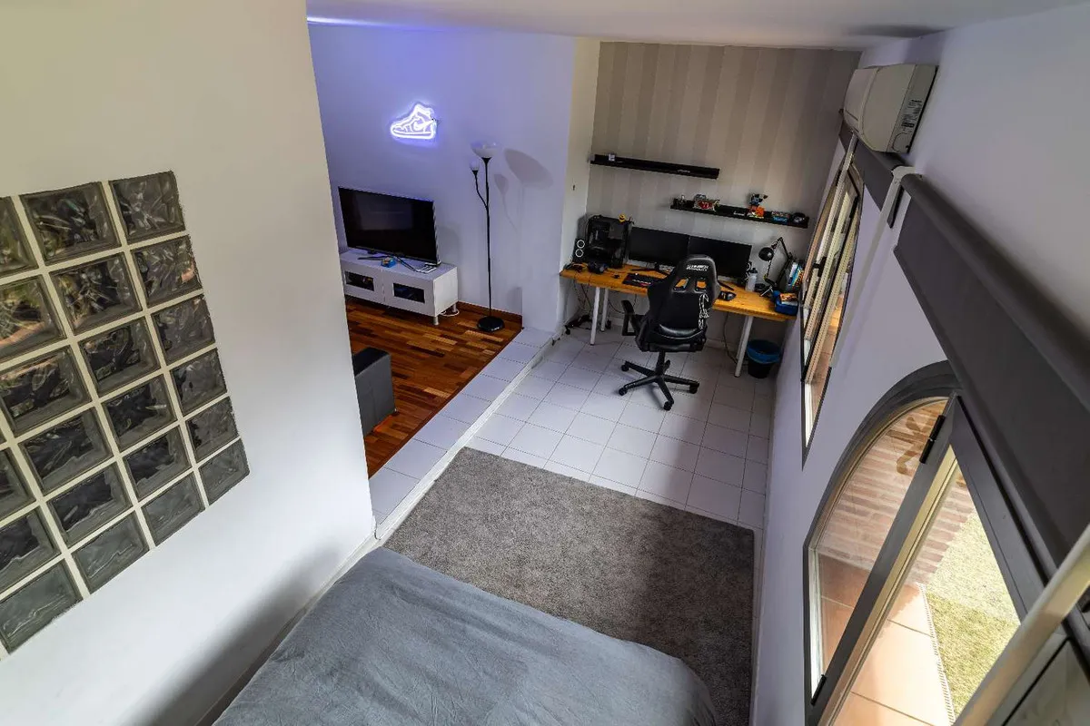 f70394e2-f7e2-485a-b32a-76da50525347