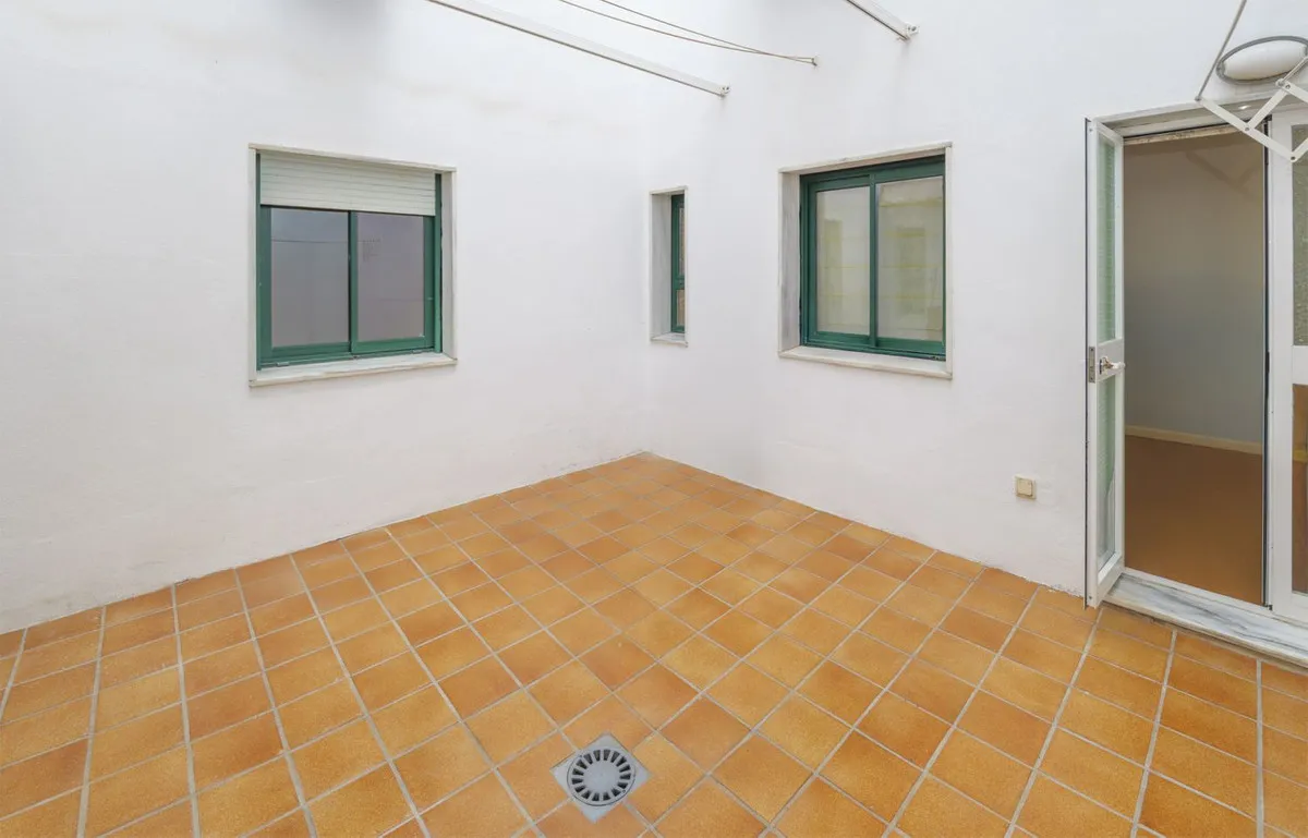 8ccb7f78-c0de-49cd-9bf2-0069eaa93728