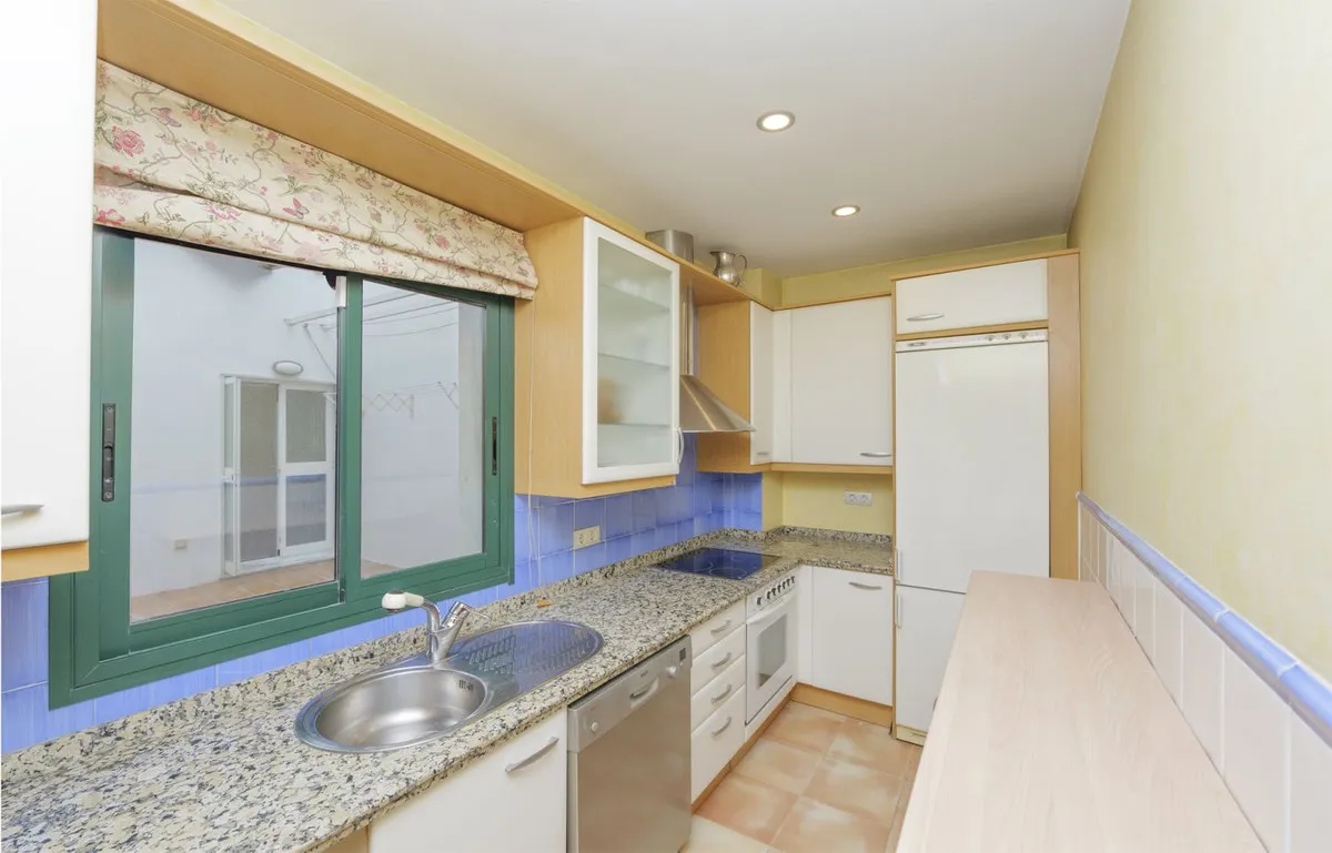 93b396b1-a149-406e-8482-1b57378d9de4