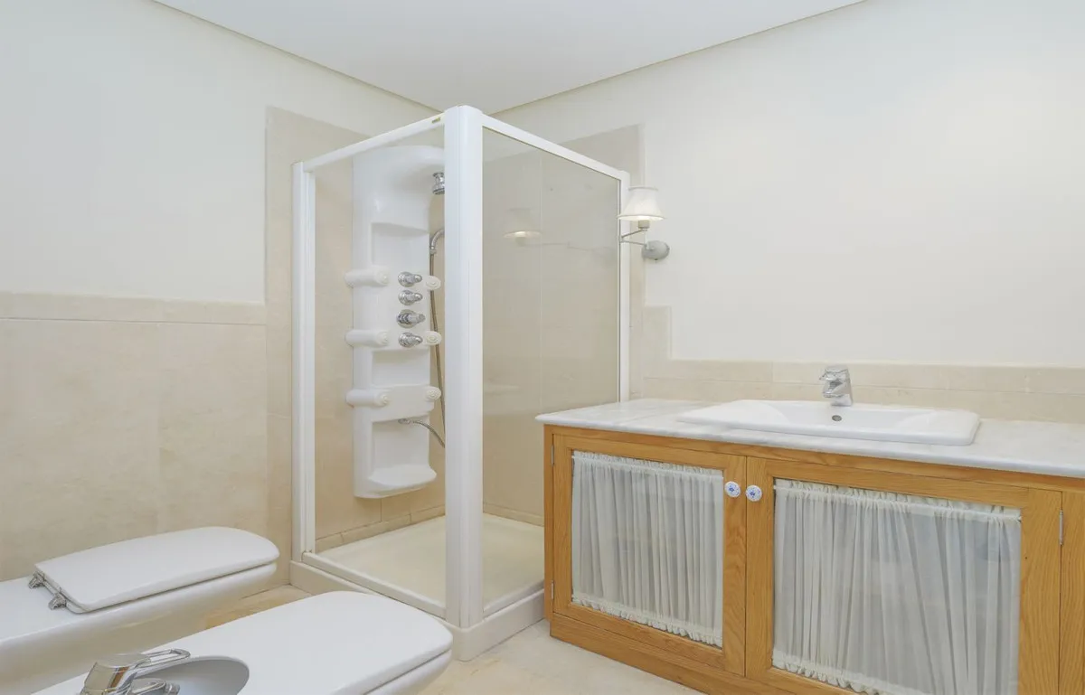 b13094ce-8535-4659-9ae6-d6f1ad048d65