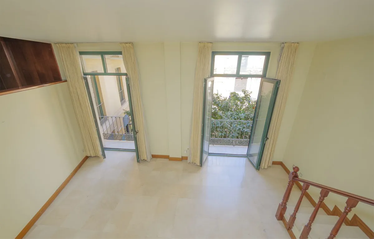 c7abdabb-4338-4da3-bd3e-87e78c30f29a