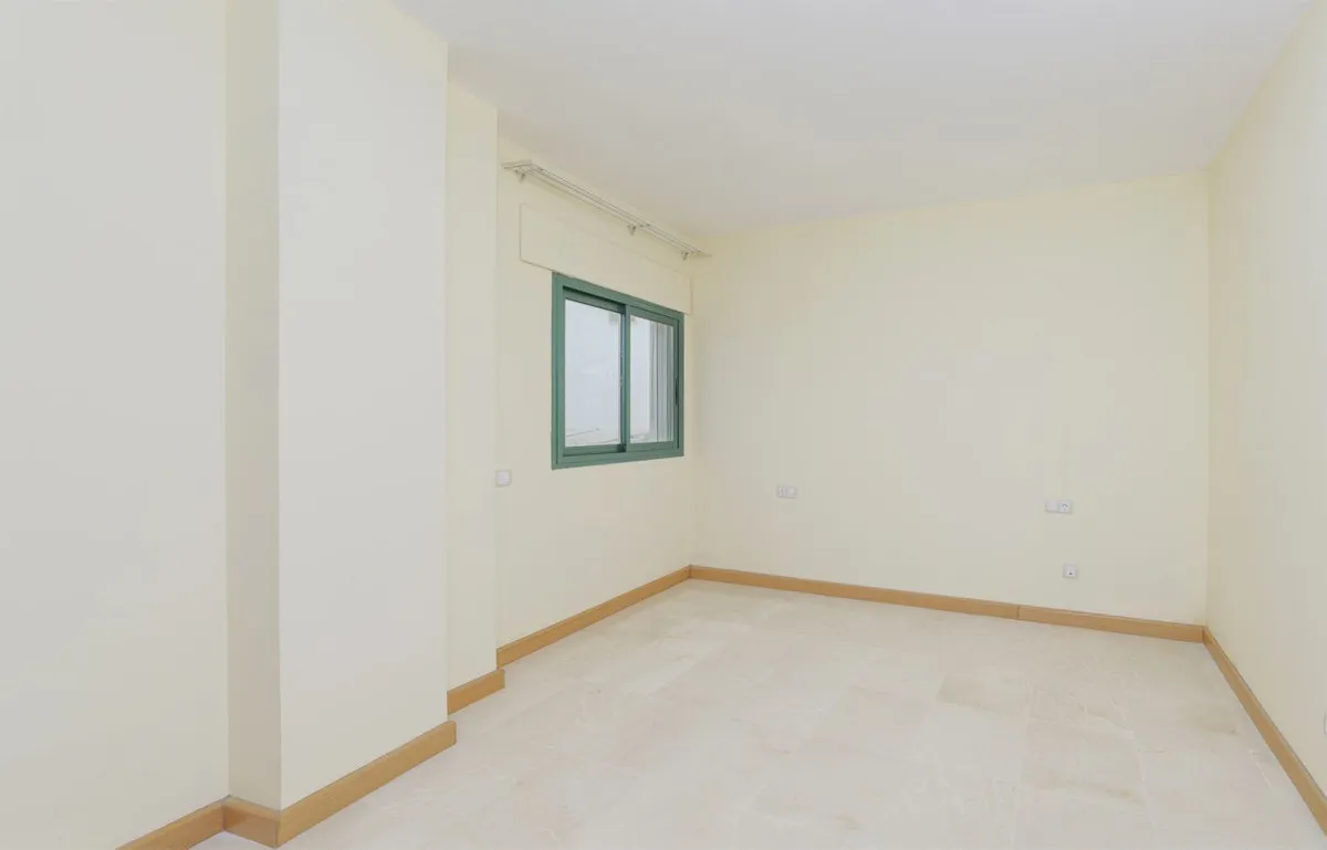 ca282beb-d7e3-482a-bcea-cf760b7a12d1