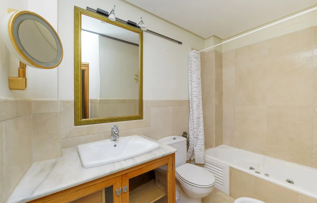 cd8e6342-1cb9-453d-881a-1ab2e52dcf4c