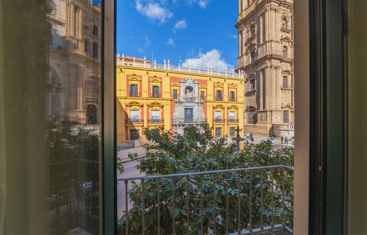 Cathedral View Apartment in Central Malaga