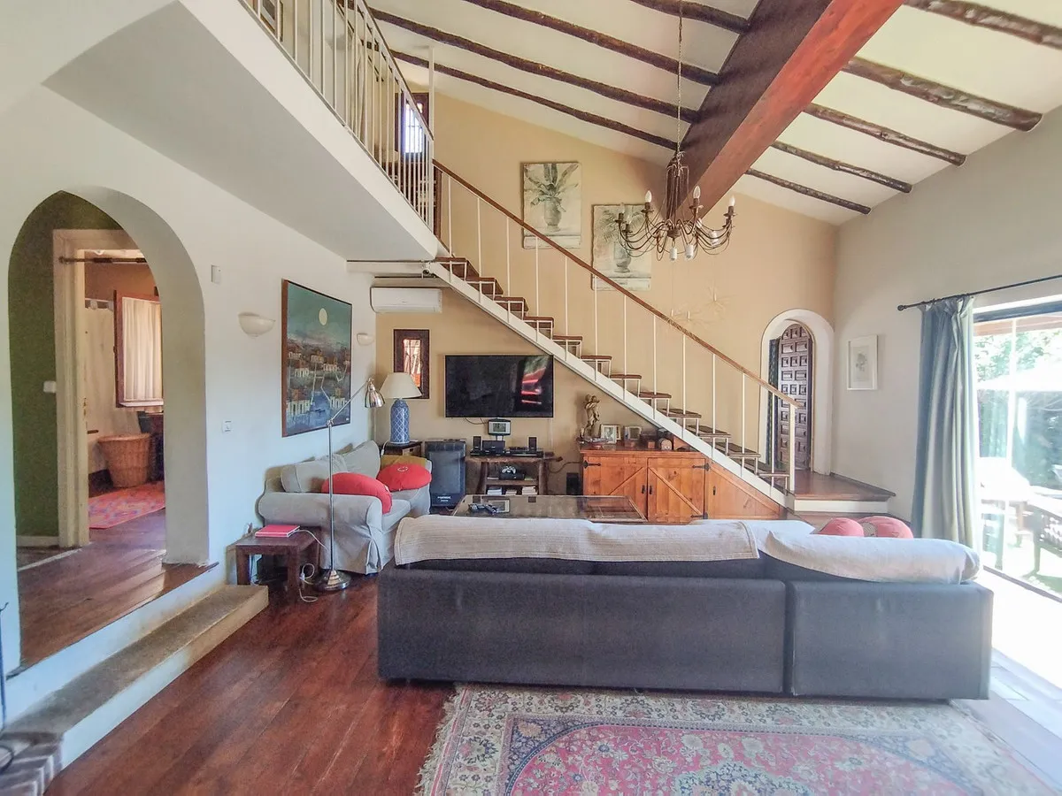 469444e9-fbf3-4114-932b-b9c2625aea7e