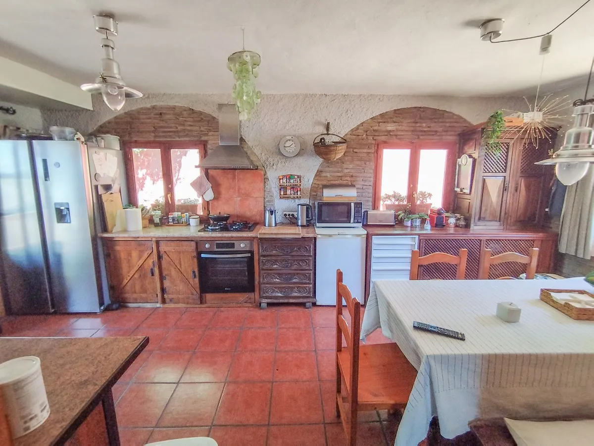 6a2aa651-5fab-4d31-b7e9-89052c63ee89