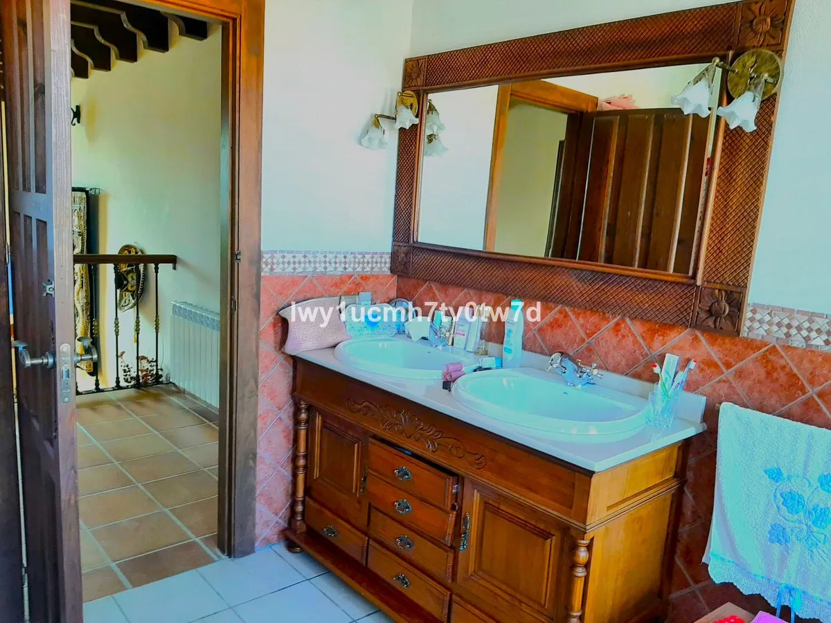 4c22a2c9-9a89-4500-919b-80567cac83a3