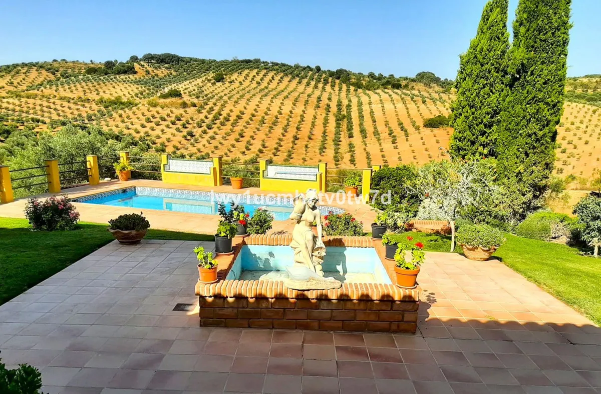 6bad0bce-456b-472e-9f43-15a17eaf6a7f