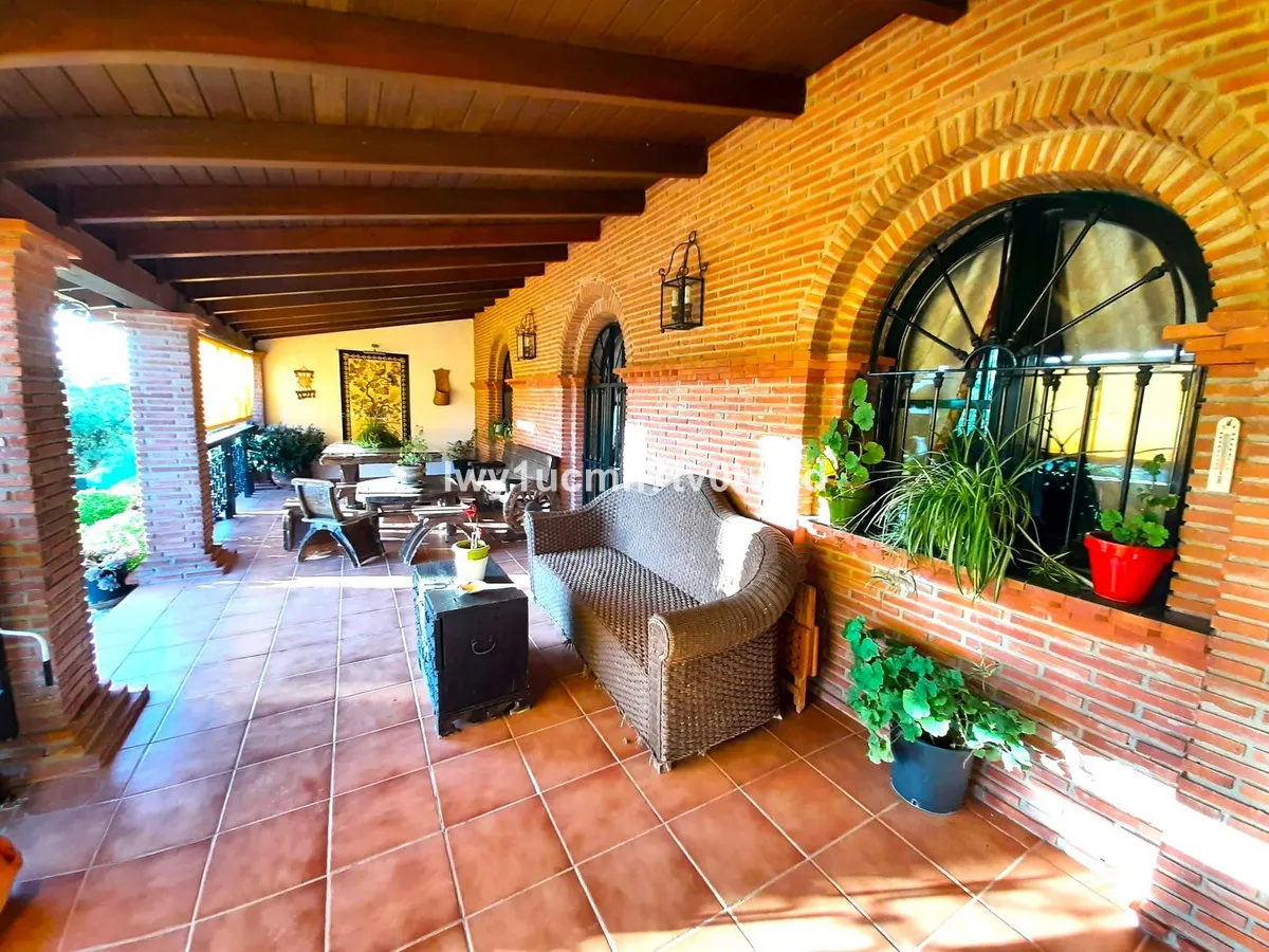 7e4df4b4-b472-460f-a98a-c73cd47493fa