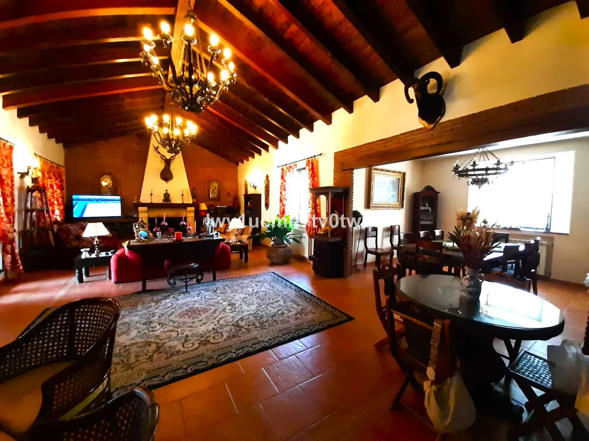 fc0fdbf3-7bd8-45c5-b5b6-436f388b5167