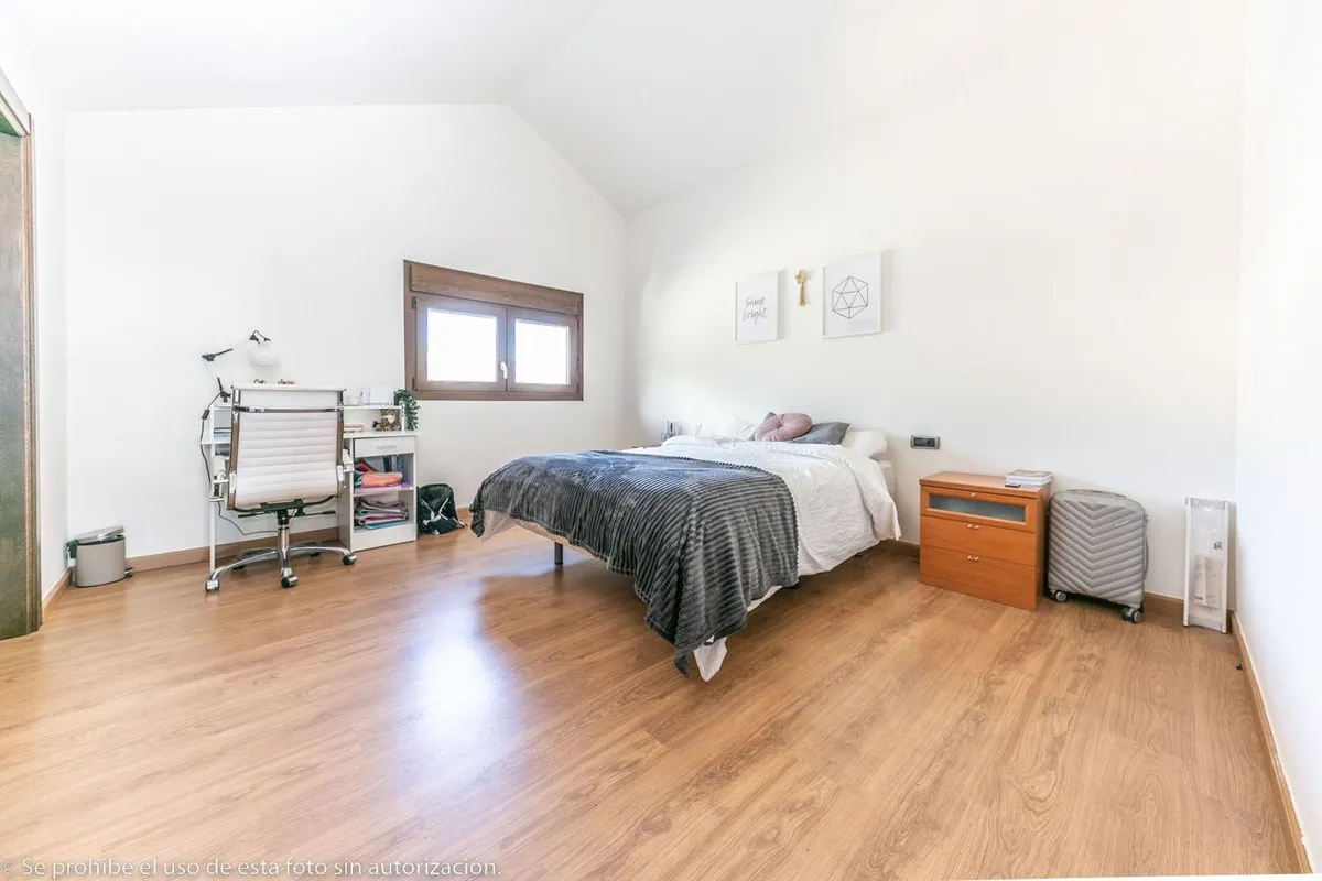 39ac2f19-de96-4d79-9b89-403cd74cc930