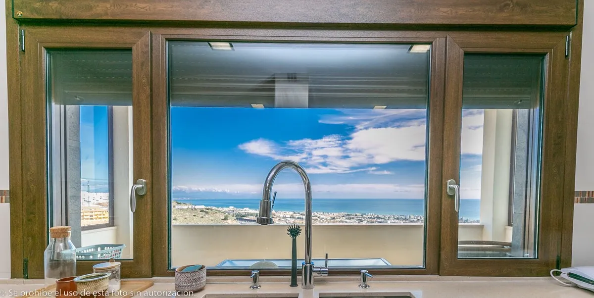 8135557e-a1dc-4766-840a-97fb76d9b192