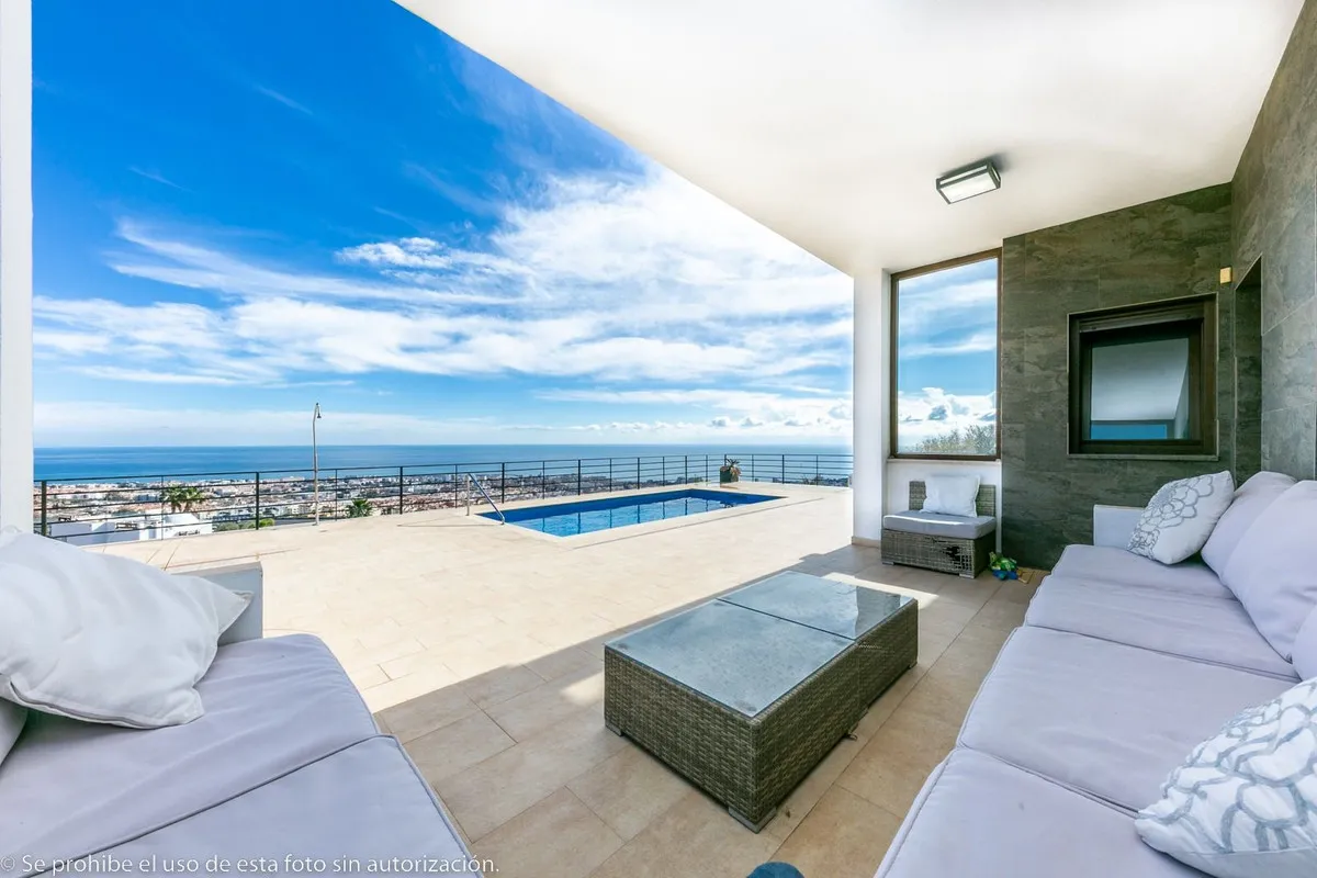 8eef4d3b-4466-46c0-8f72-22a8af7516cc