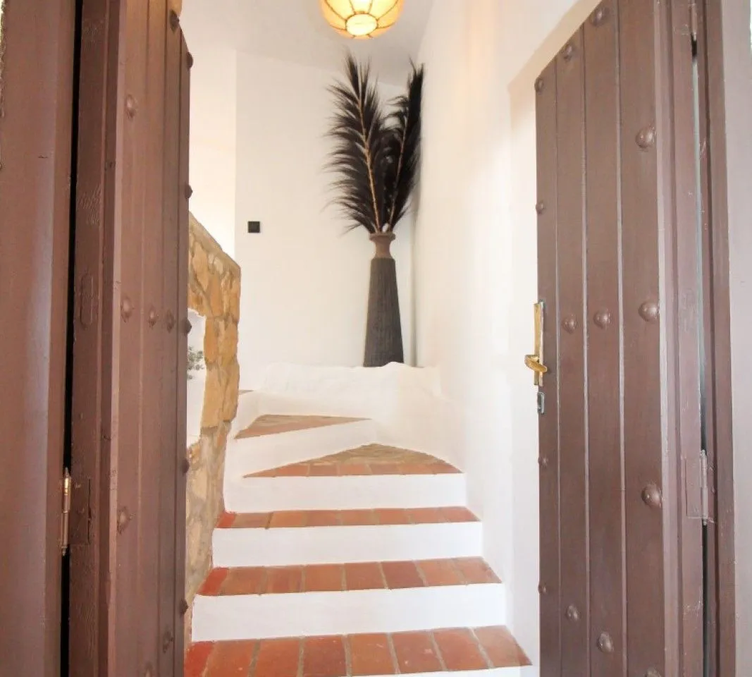 3a55b8ab-527d-492b-86d8-4991fbf00ea1