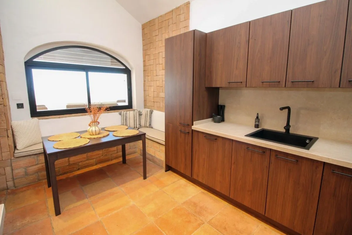 bbdd784c-3faa-4475-b1ea-e3b5052714e8