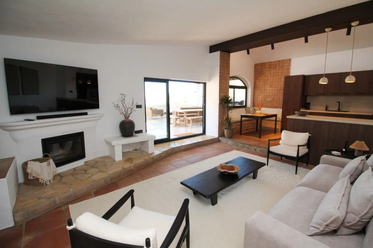 c92533c7-b284-4cfc-ac0a-0577fed0985d