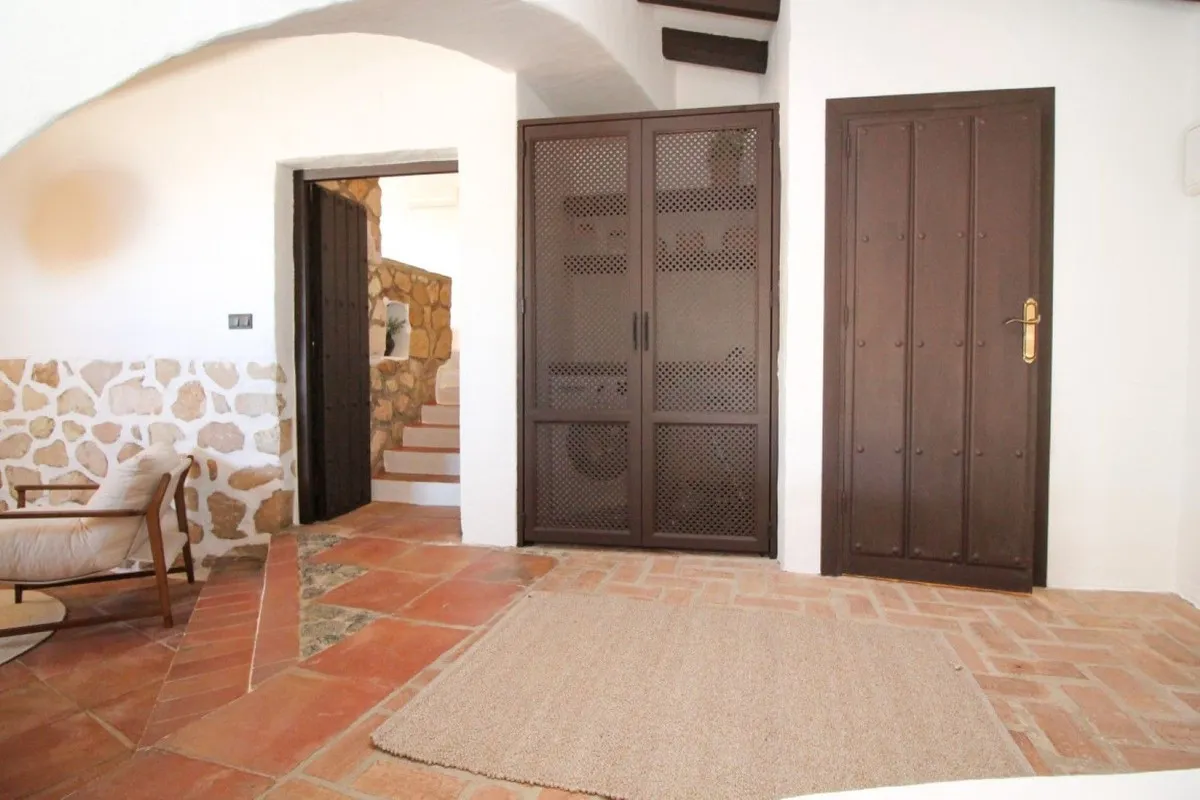 d1cadf2a-4cde-4761-b101-c83c4e7e2416