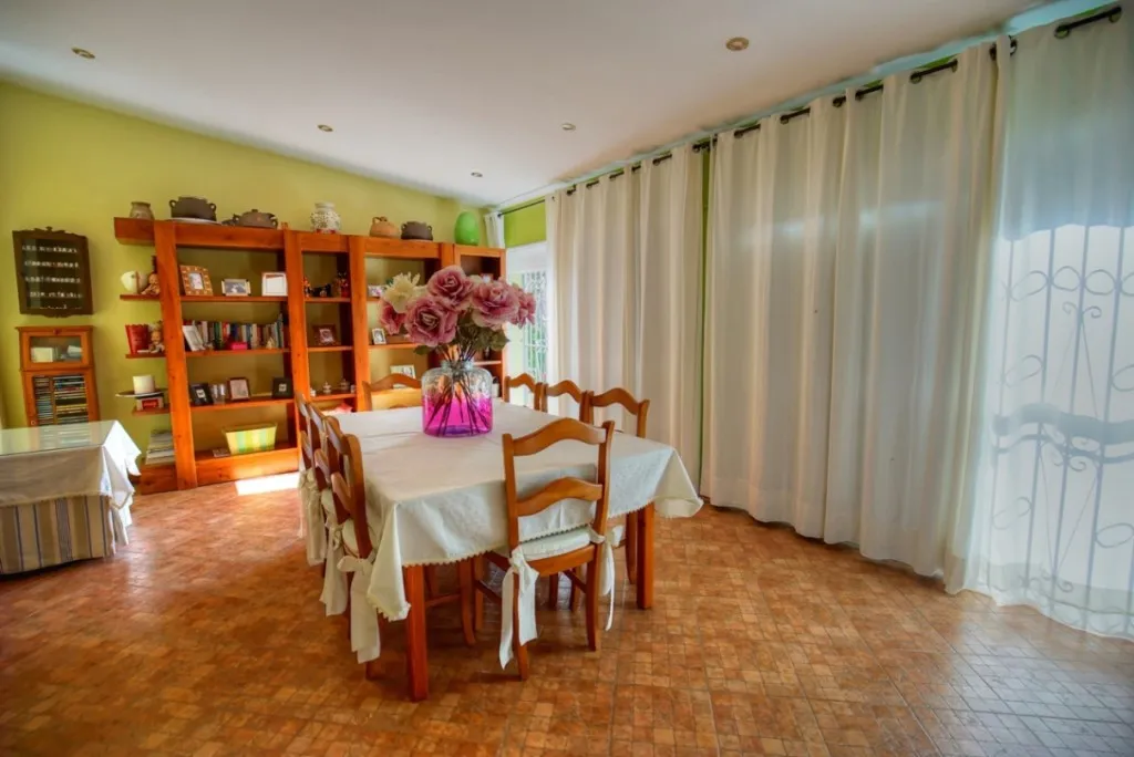 7f25ae48-2791-4043-ab46-d0e0557f1051