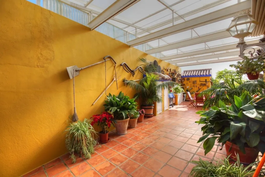 a1c39993-b23c-47ef-a6c5-d5bd6c2d9571