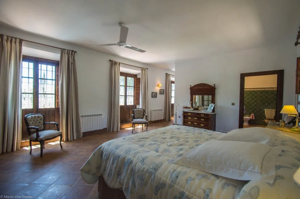 b865beb7-99b4-481c-a9a6-14655f8b6094