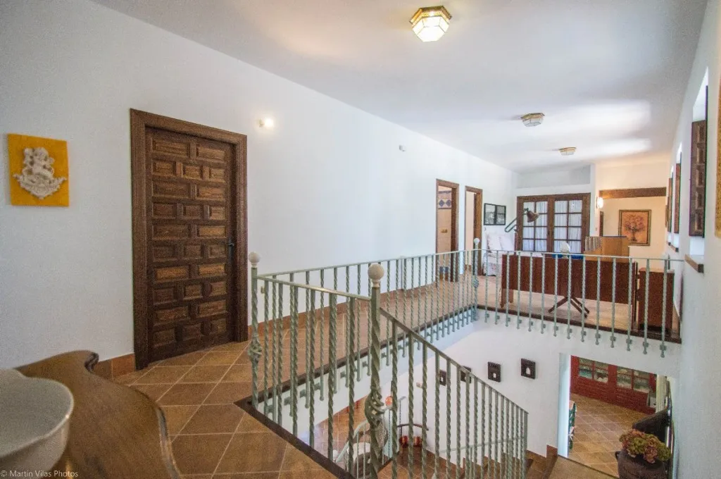 deace7fa-1046-4e08-9dfb-305d630050a2