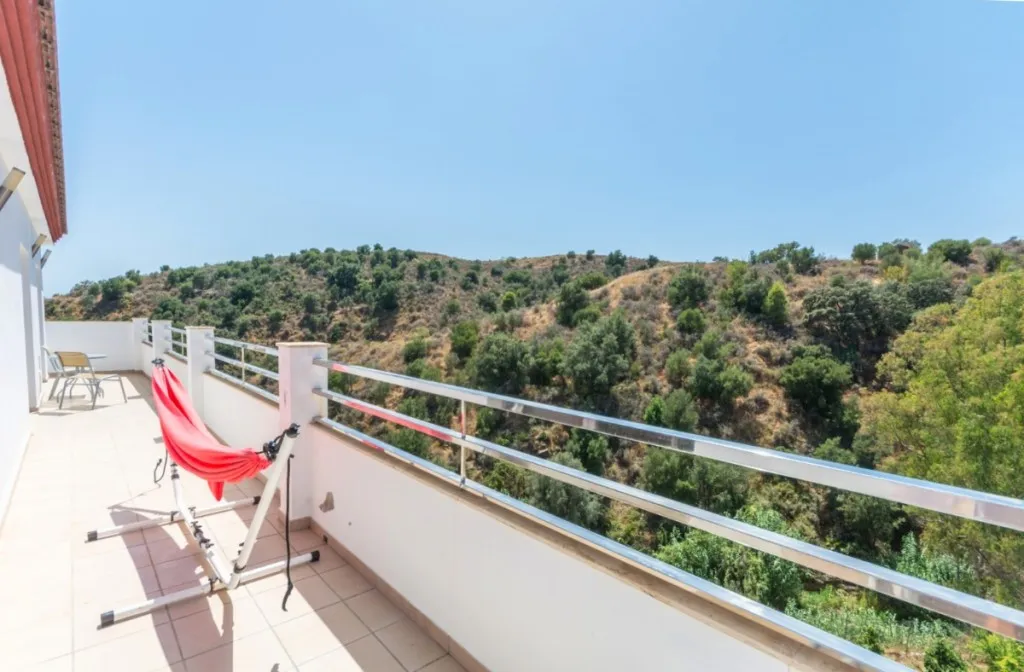 2372c61f-3101-428d-ad6f-bfb58a0bf0f1