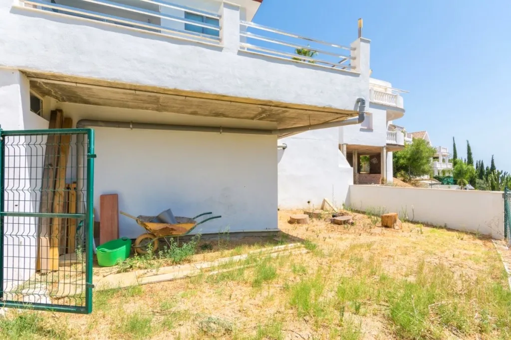 680b9994-110b-4d31-8257-47e86bb2e32d