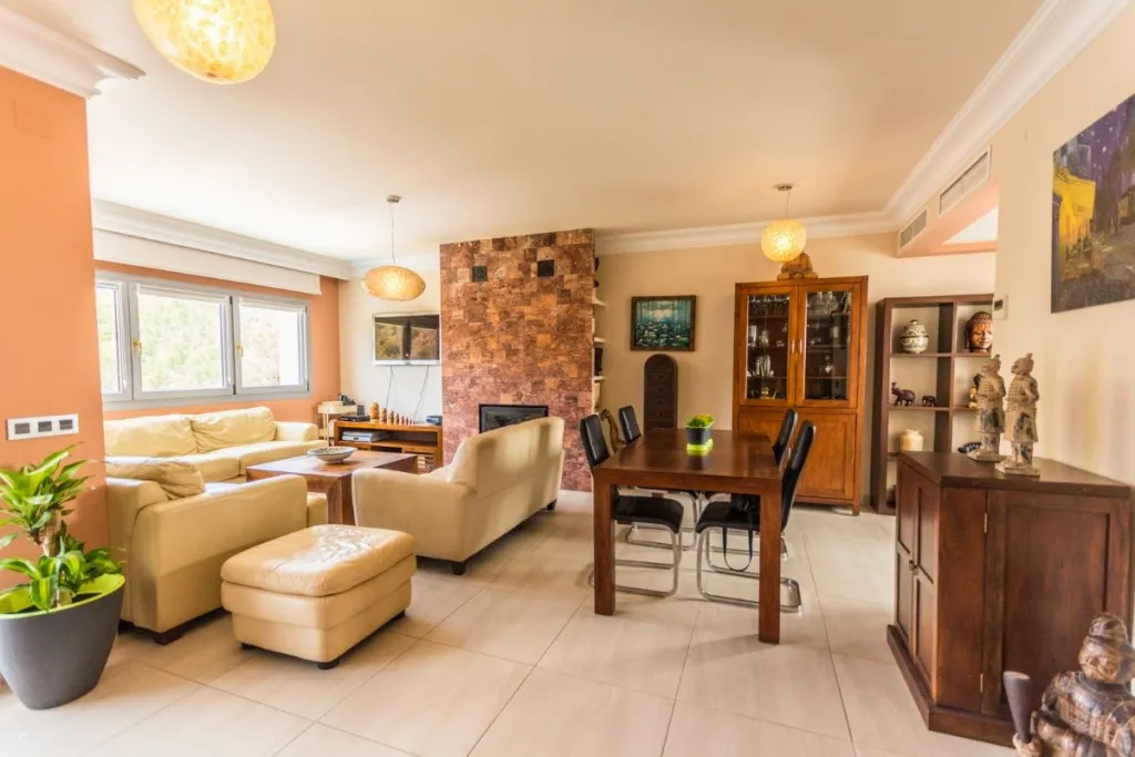 6f209265-4fde-4ef2-a6de-50ea2c85d75d