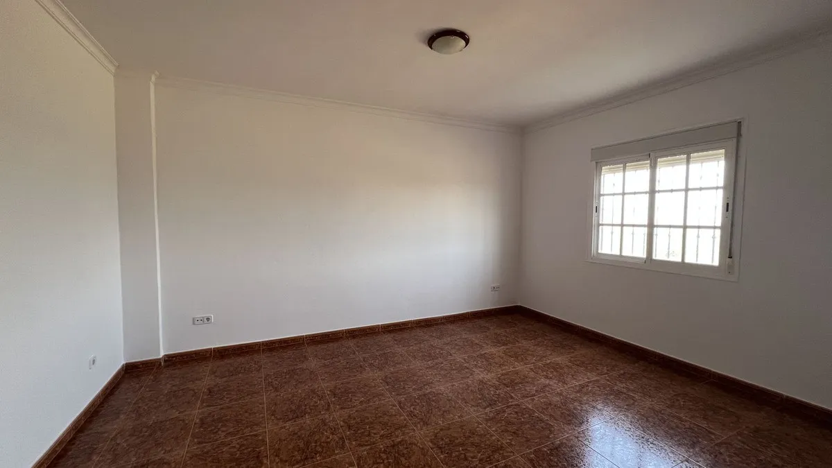 6a5e1220-e4ef-4090-b694-843e535bd289