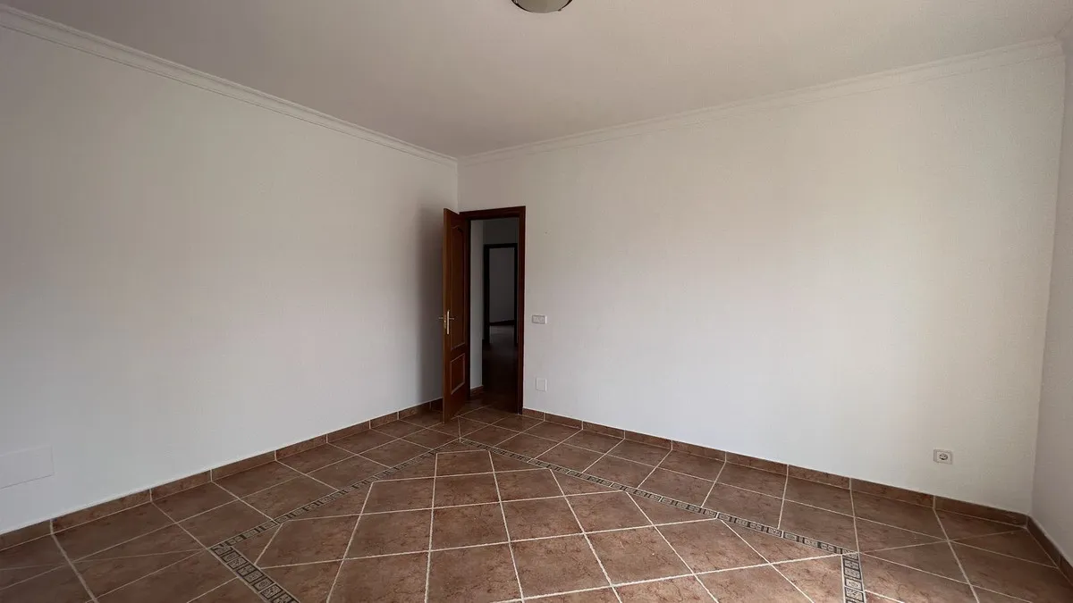 fd99e5d1-4ae5-438f-914b-aa8a46ad84da