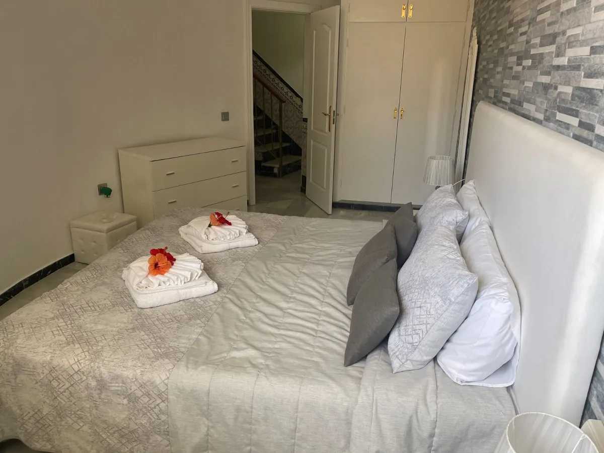 13ebe587-0c44-45bb-8d8c-535749ced0fa