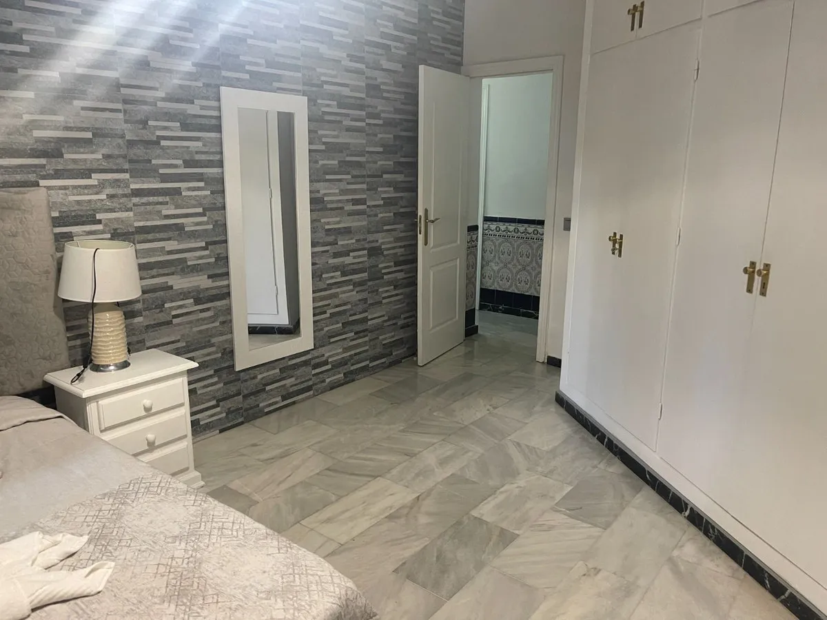 20e6bc5c-2738-43a2-9936-3607039458ea