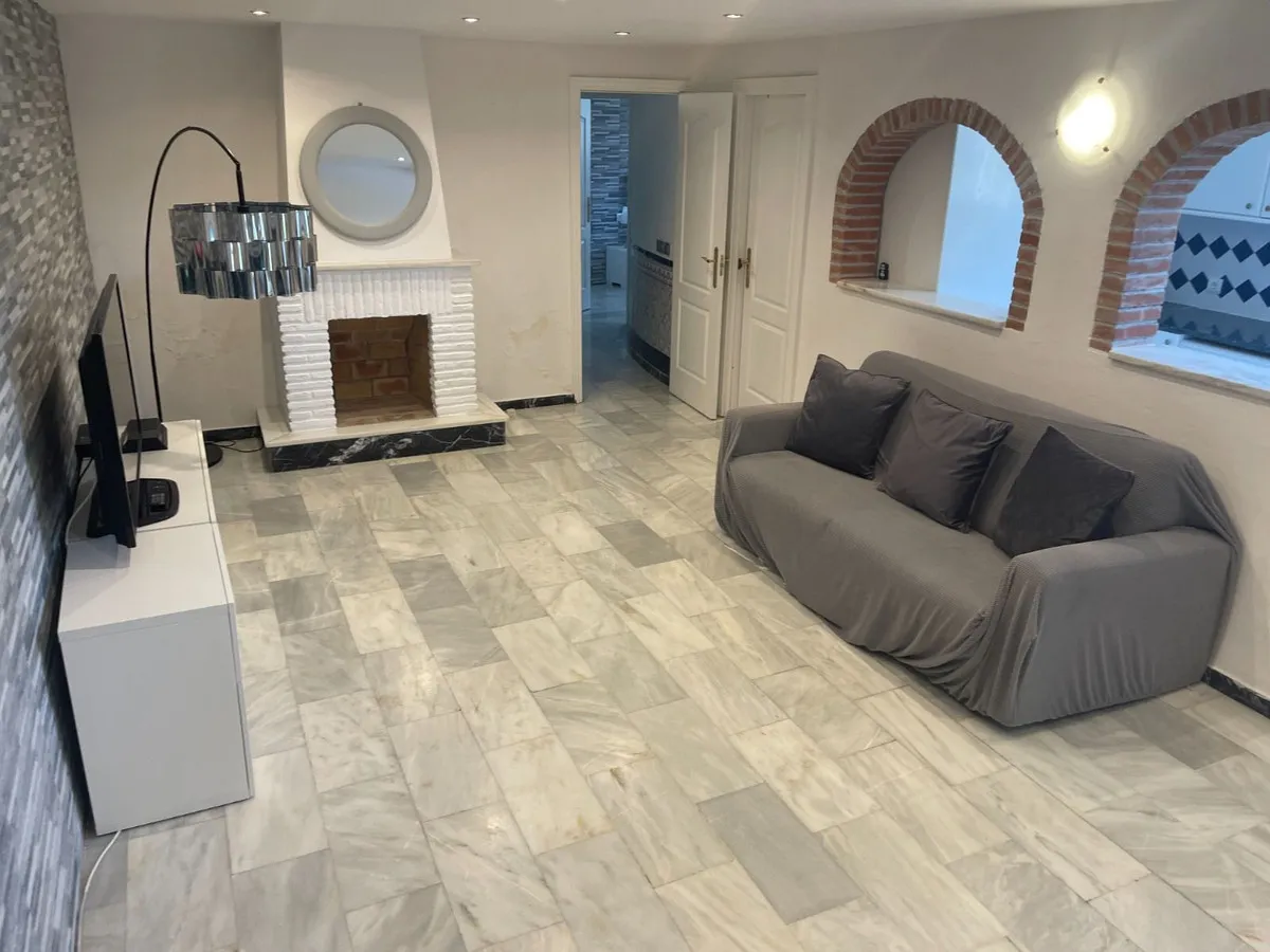 a4fdfe4d-40ef-4003-8269-f702bd80ff21