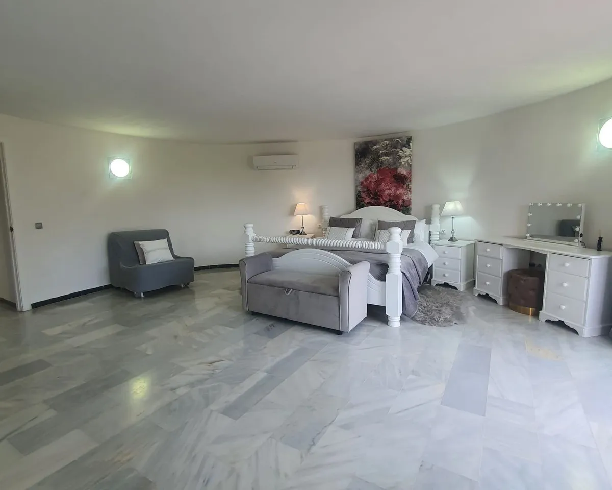 b0c0f884-be6c-42c2-9d79-ee72e4e88669