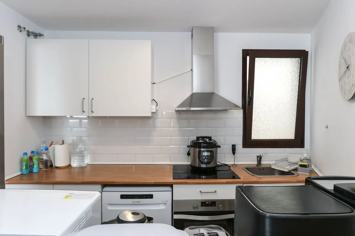 24dc32f2-8ee4-4a91-92a8-4413500ffc37