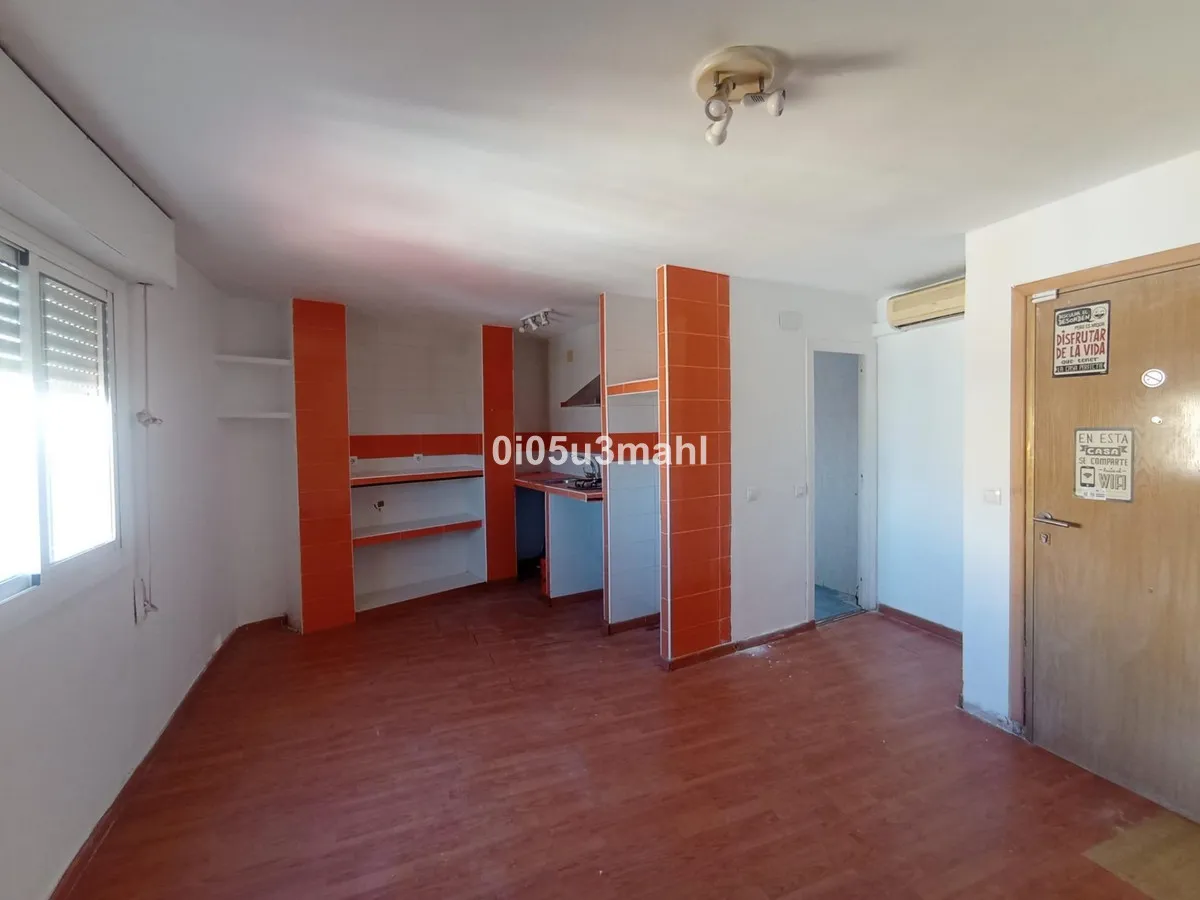 3c775684-48a8-46cf-813a-a604717e1d58