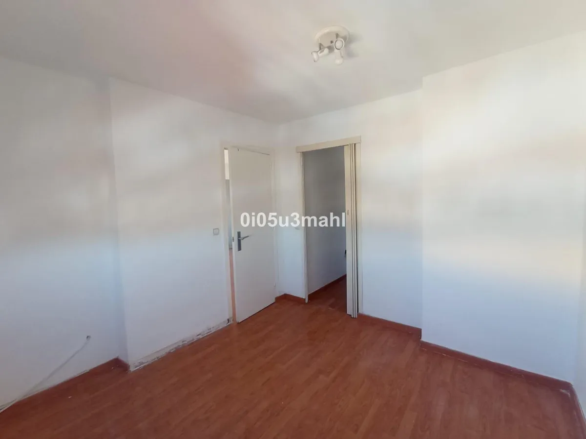 e8e4695d-ba18-4d73-9fc6-740c47353752