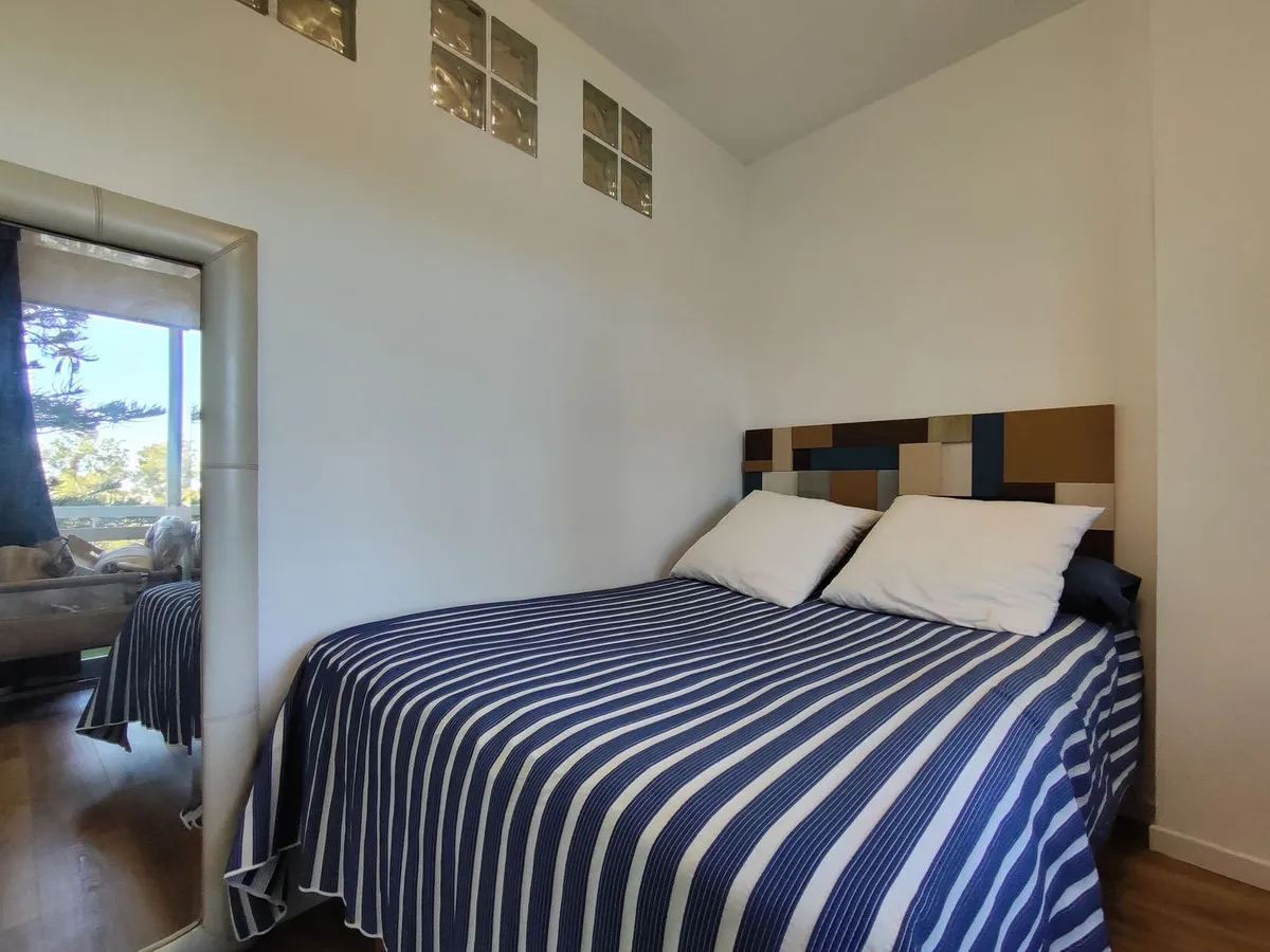 d8ec1a43-56d1-458f-997e-6e462832d404