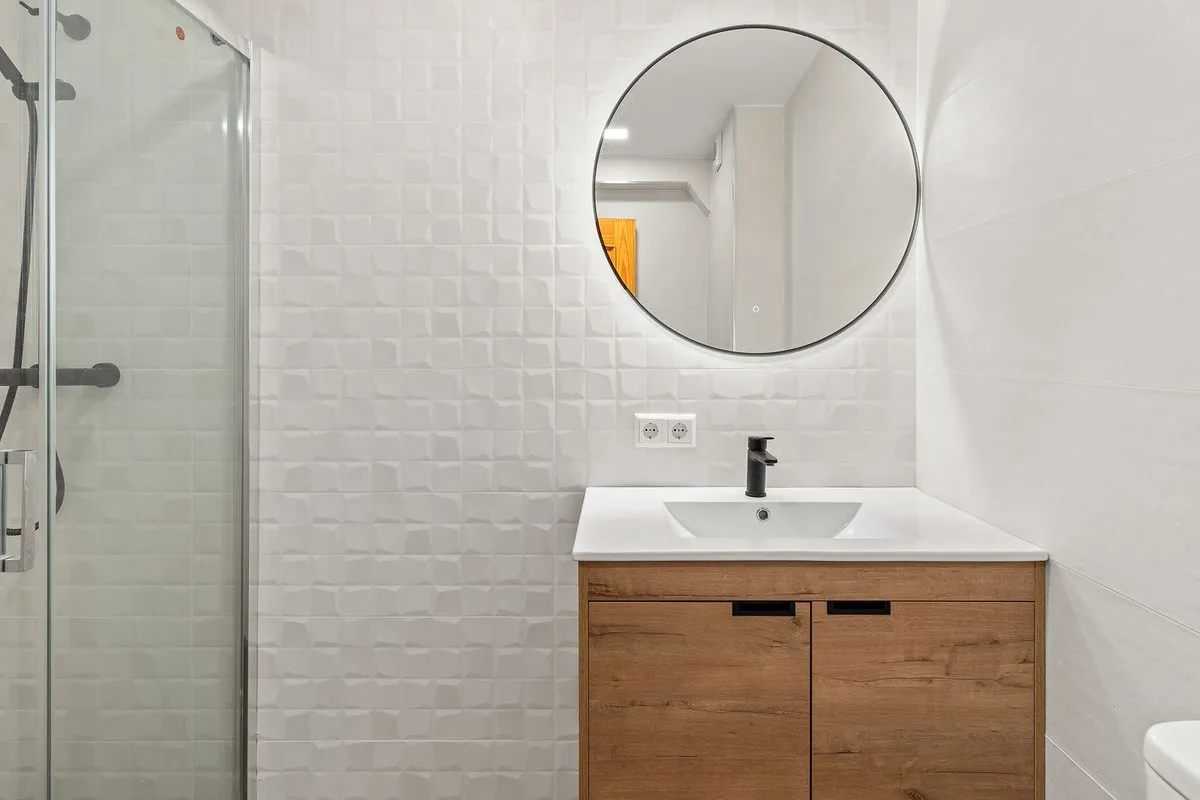 fe5c678f-d961-4cbf-b224-ee88f0b2ce82