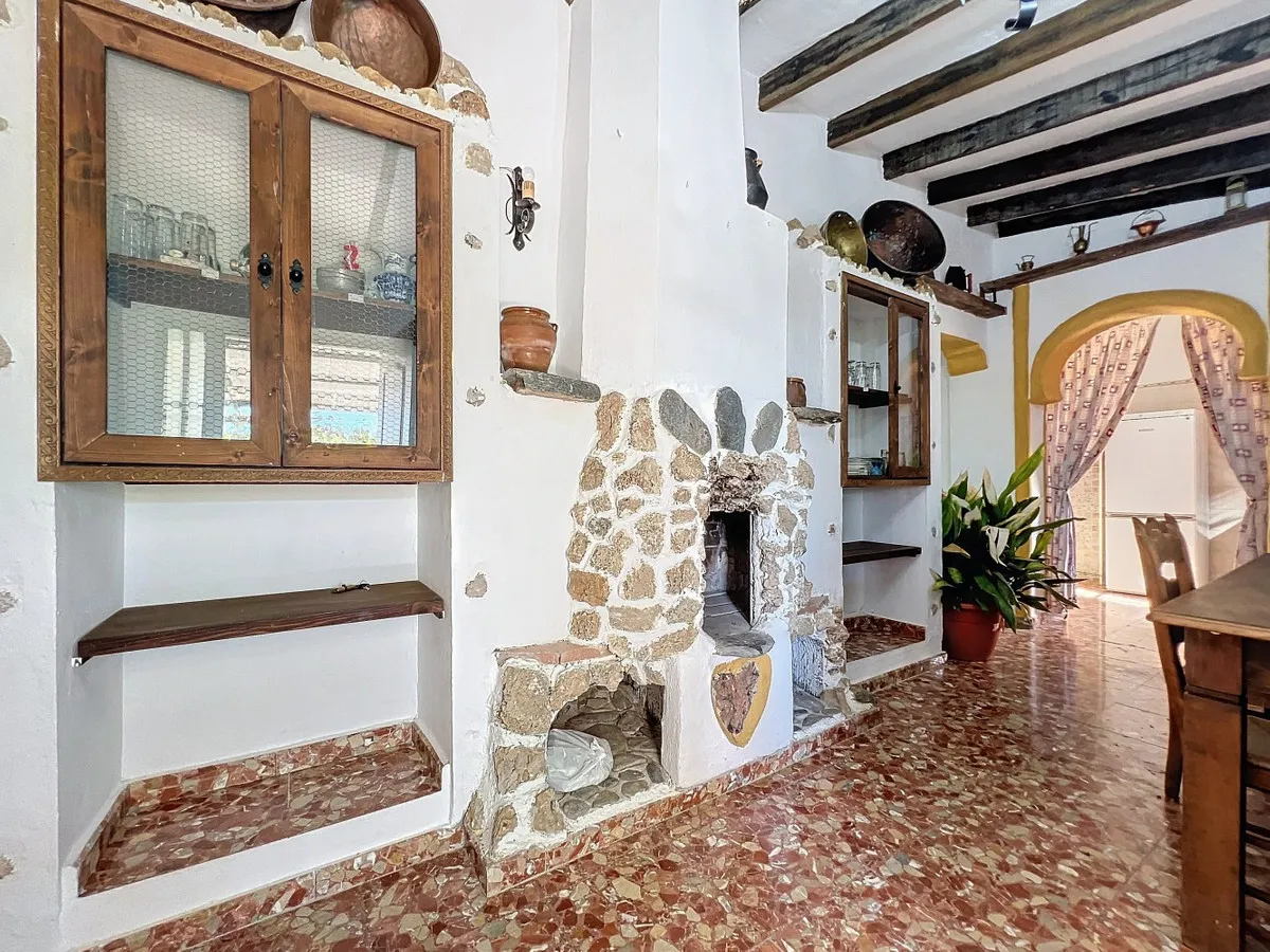 8ea09aa1-a006-45bb-a5f4-d4f8dde4b57e