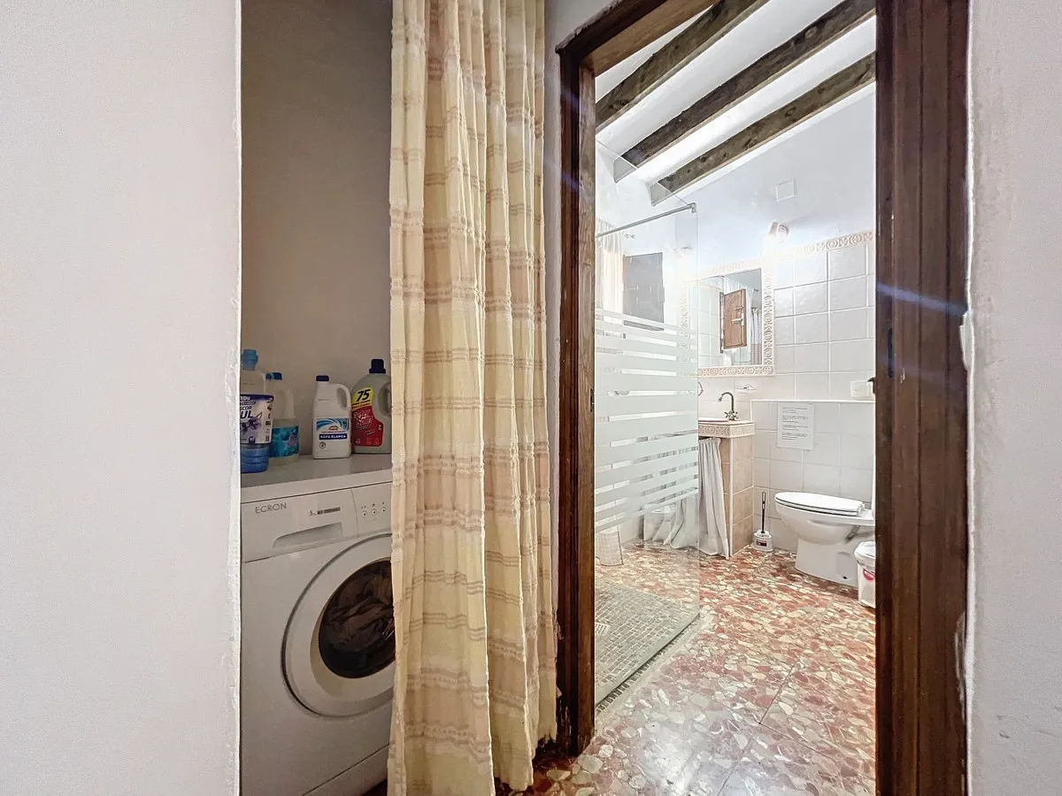 f931a86b-e039-46b4-a6fb-da5af095347b