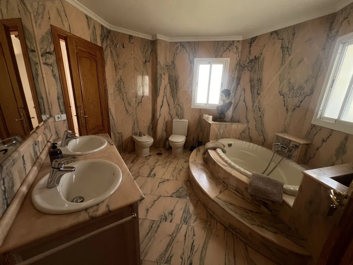 460741cb-7916-490a-892b-db84a72e55cb