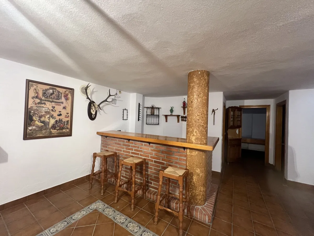 c9184696-ff32-44a2-897a-d63ec436ca2a