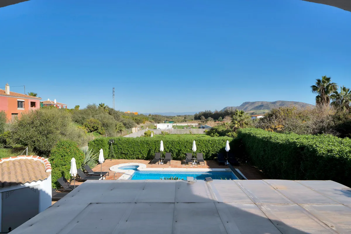 cc60bcae-7e40-4c7f-915f-12405af956bc