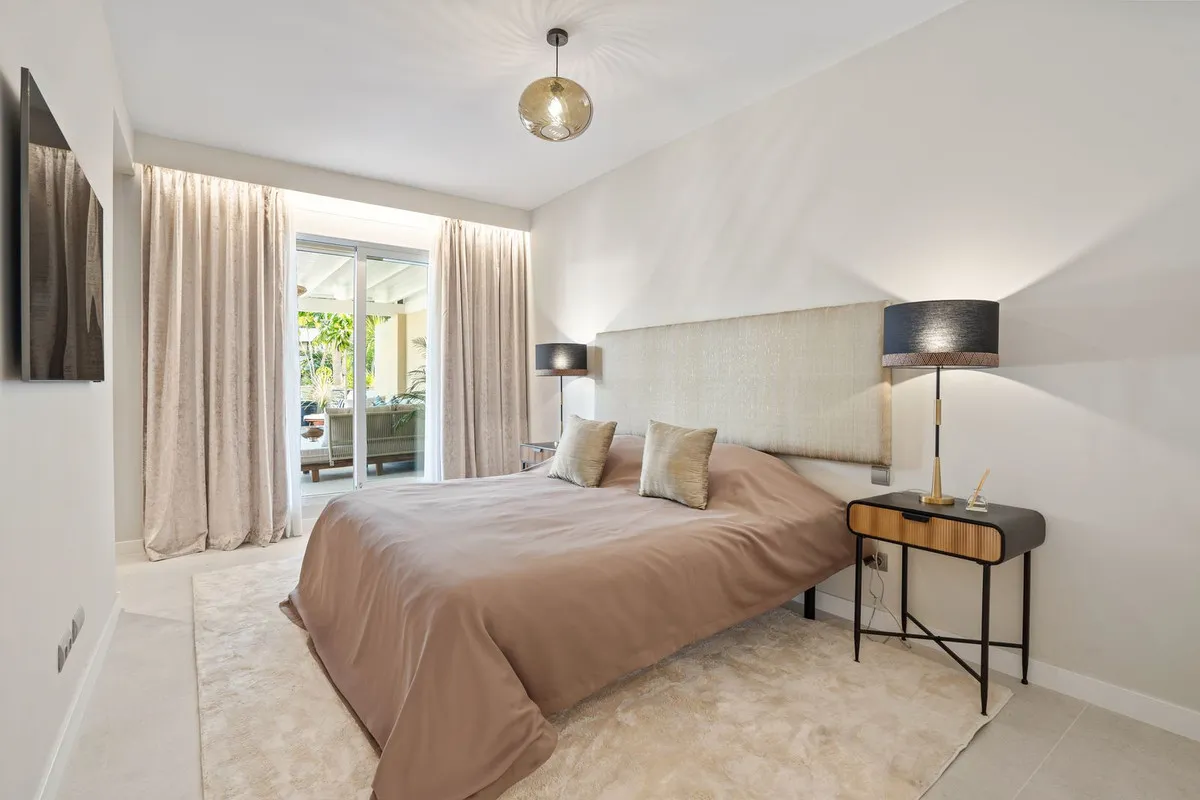 2da4330f-f628-48fa-8596-0652af77dbca