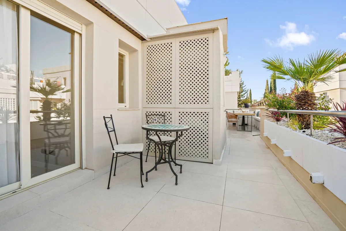 e60f18ff-dc63-4424-8d0f-e61c910b547f