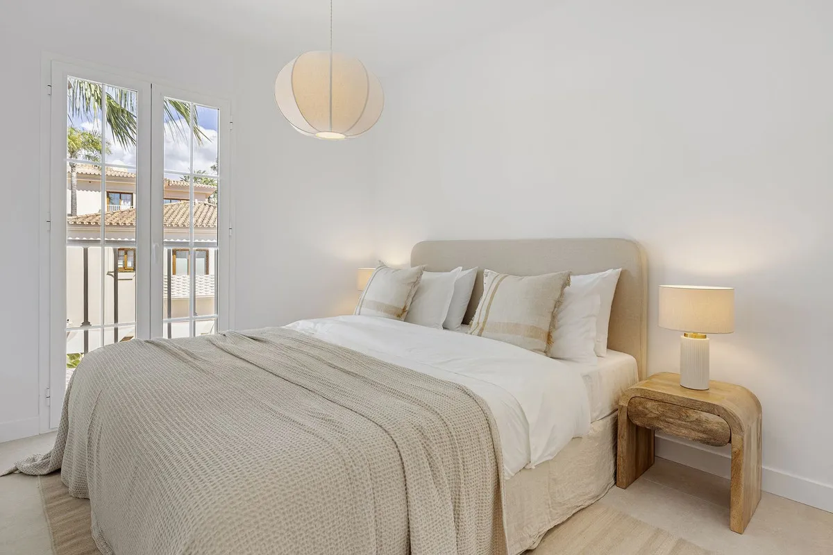 2c2bafa9-da42-4b11-be48-109e789da01f