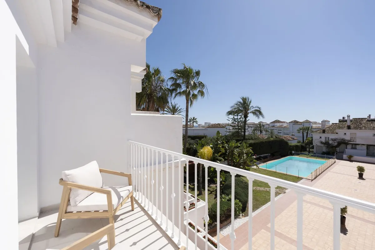 f9ecae3b-5991-41f0-bba4-6c46d12f1d26